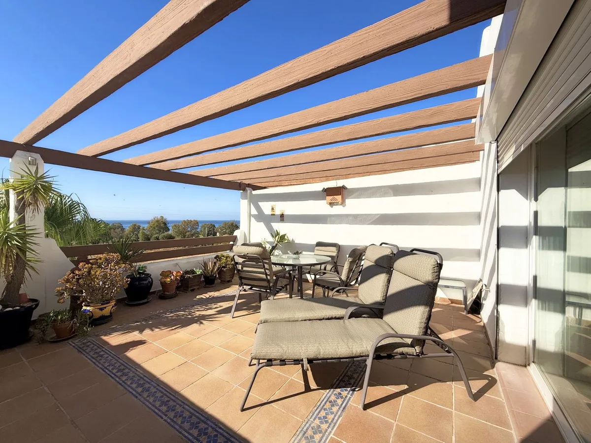 4335a3fe-88b7-4aa0-8a39-adb6ecffcb87