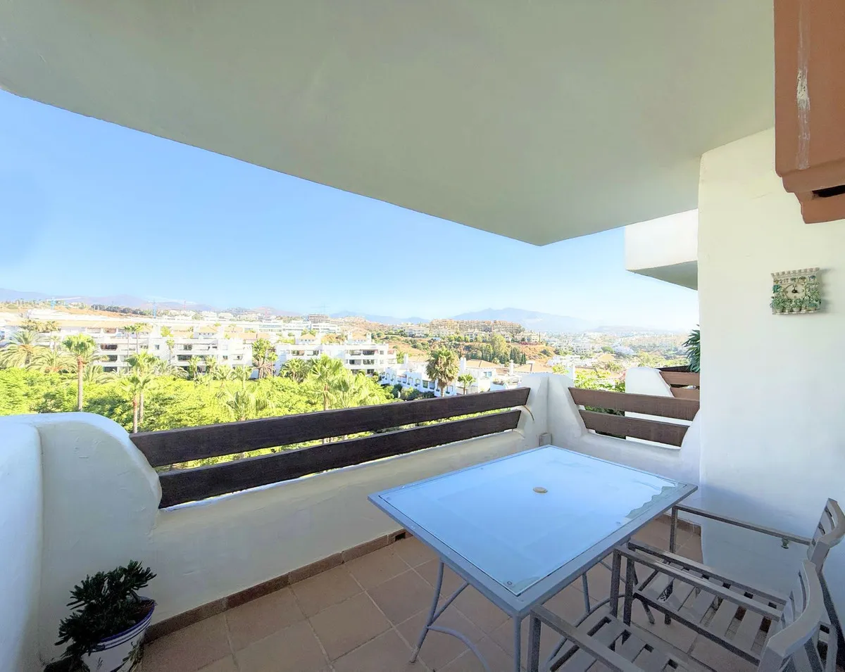 44c5cf4a-7440-40b3-811f-83f0c6ebc379