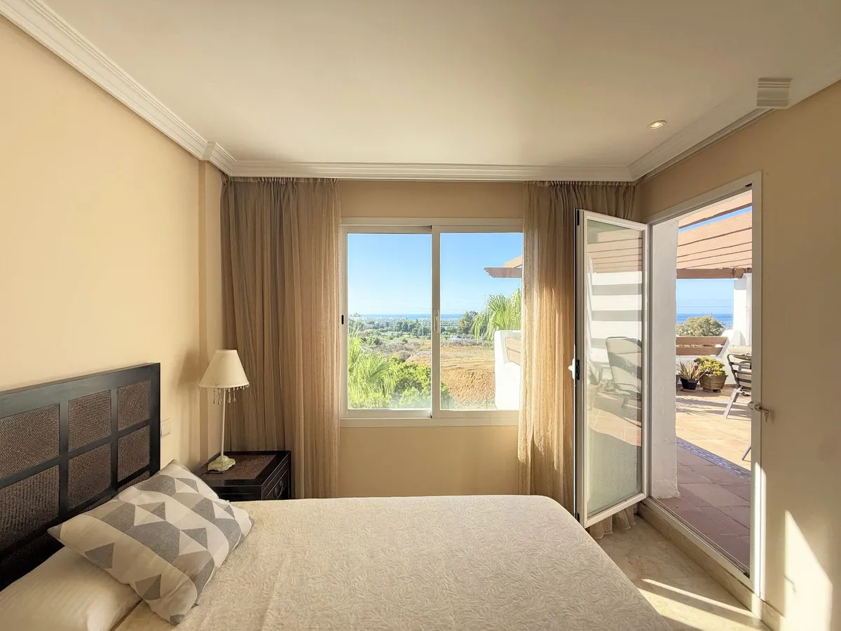 c1051e94-d2e4-4cd5-bff8-dfcc3bf71b12