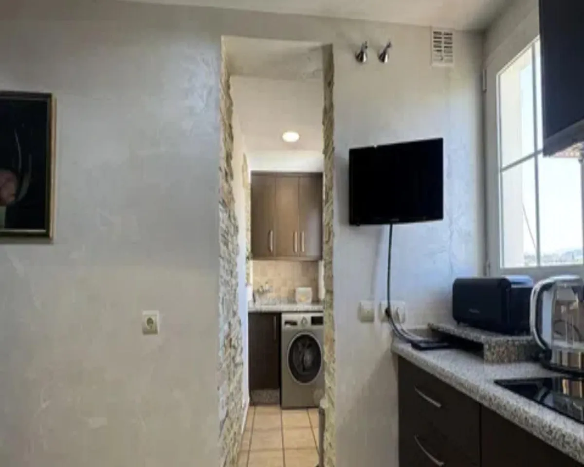 8dcce8b2-c13f-448a-b58f-446be16e7867