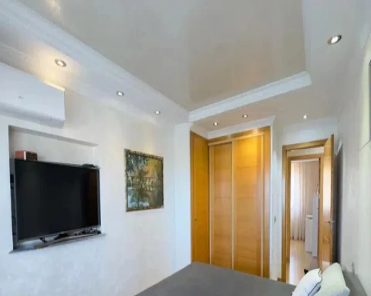 f1302539-6795-48c6-b605-b063f8e2a887