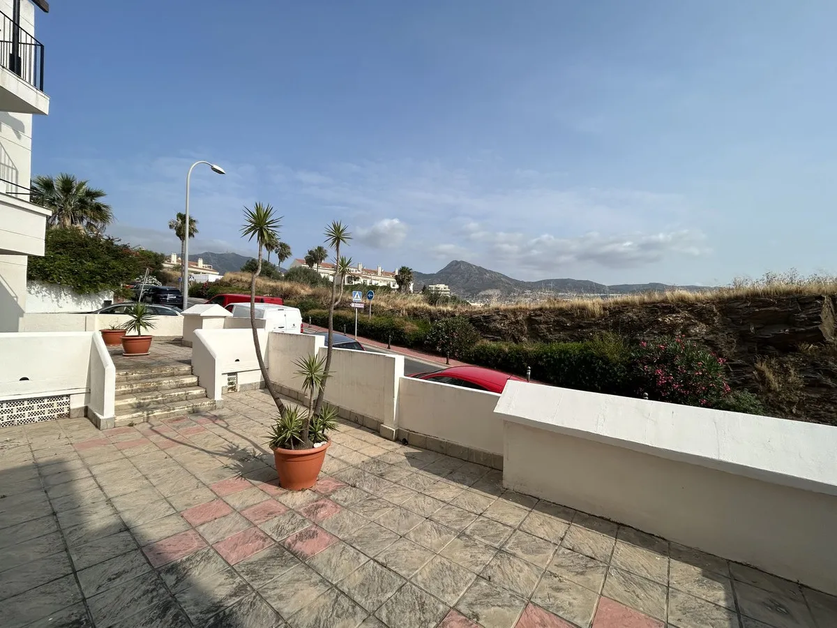 2974e86b-8fb9-48fb-86d9-9d80afef94c3