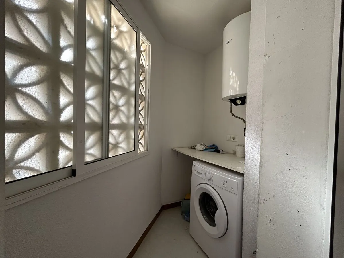 dc5f274b-bf9f-47fd-b2ca-22657709553a