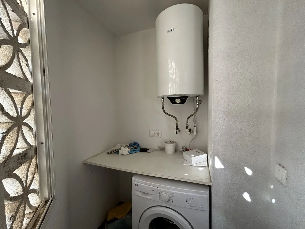 f1e1f84b-76ab-4059-9076-8d585791be6d