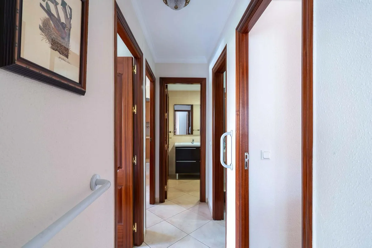 02b8ad21-a599-4e2f-80c8-4dac7bdb5ec9