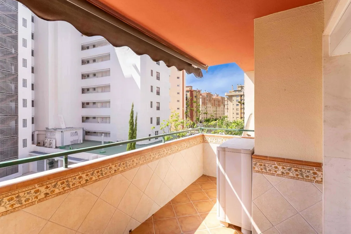 404ea8c3-180a-4d97-8b81-8826d3a6231d