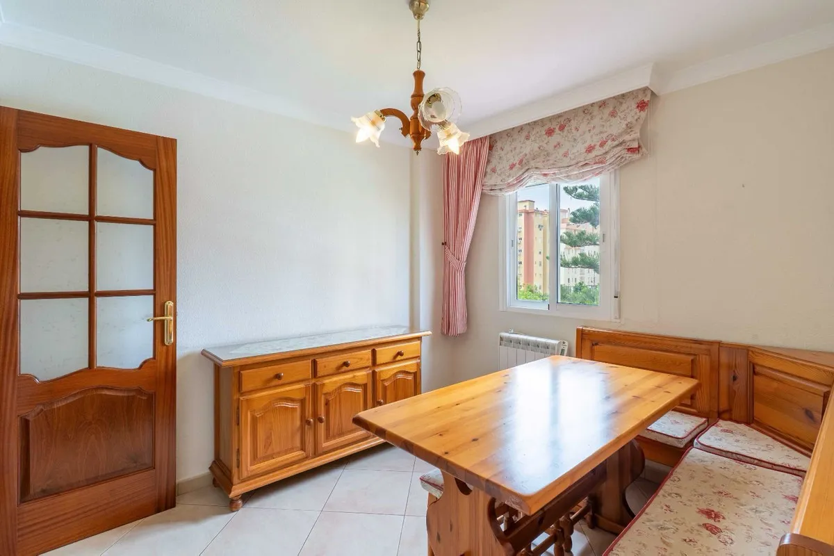 70c63457-66e0-4fc2-b3a5-6287800b46cf