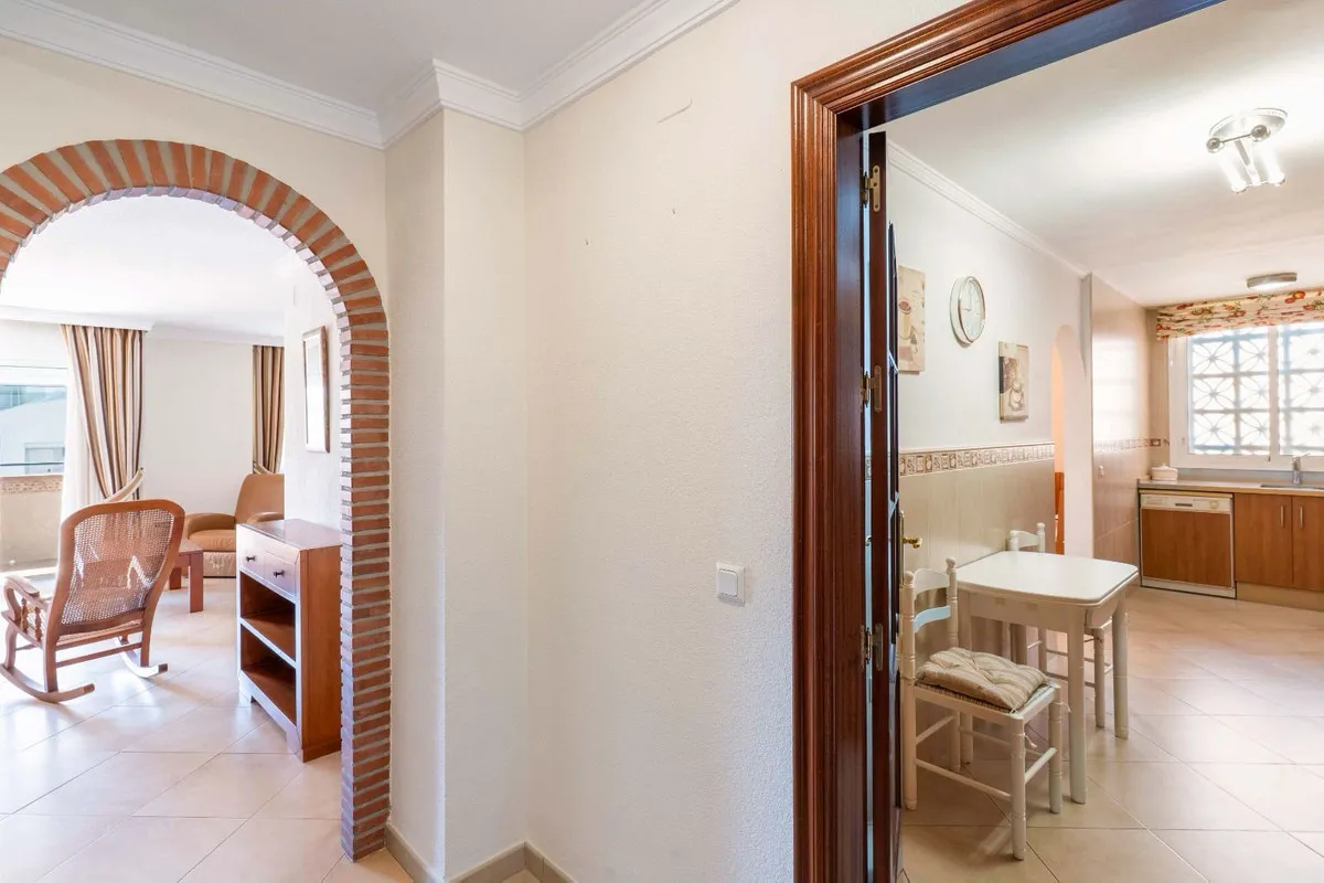 8c21cbe6-989f-45a3-980e-fa7cf67b0850