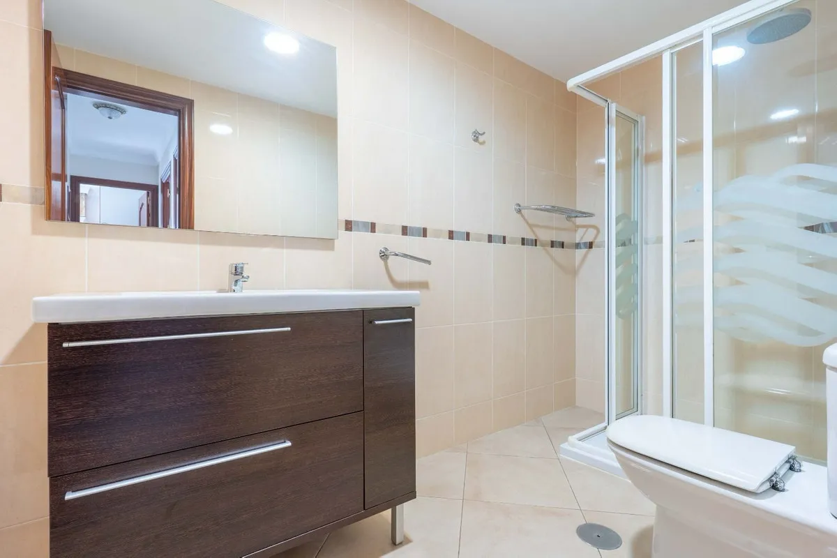 98fab5e7-9896-41d2-808b-16d6a062561f