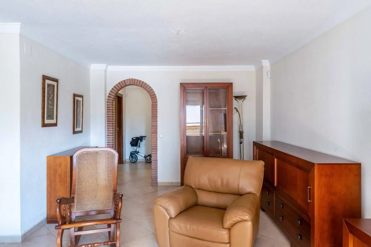 f0a539df-4082-4405-b36e-2b8cdc848703