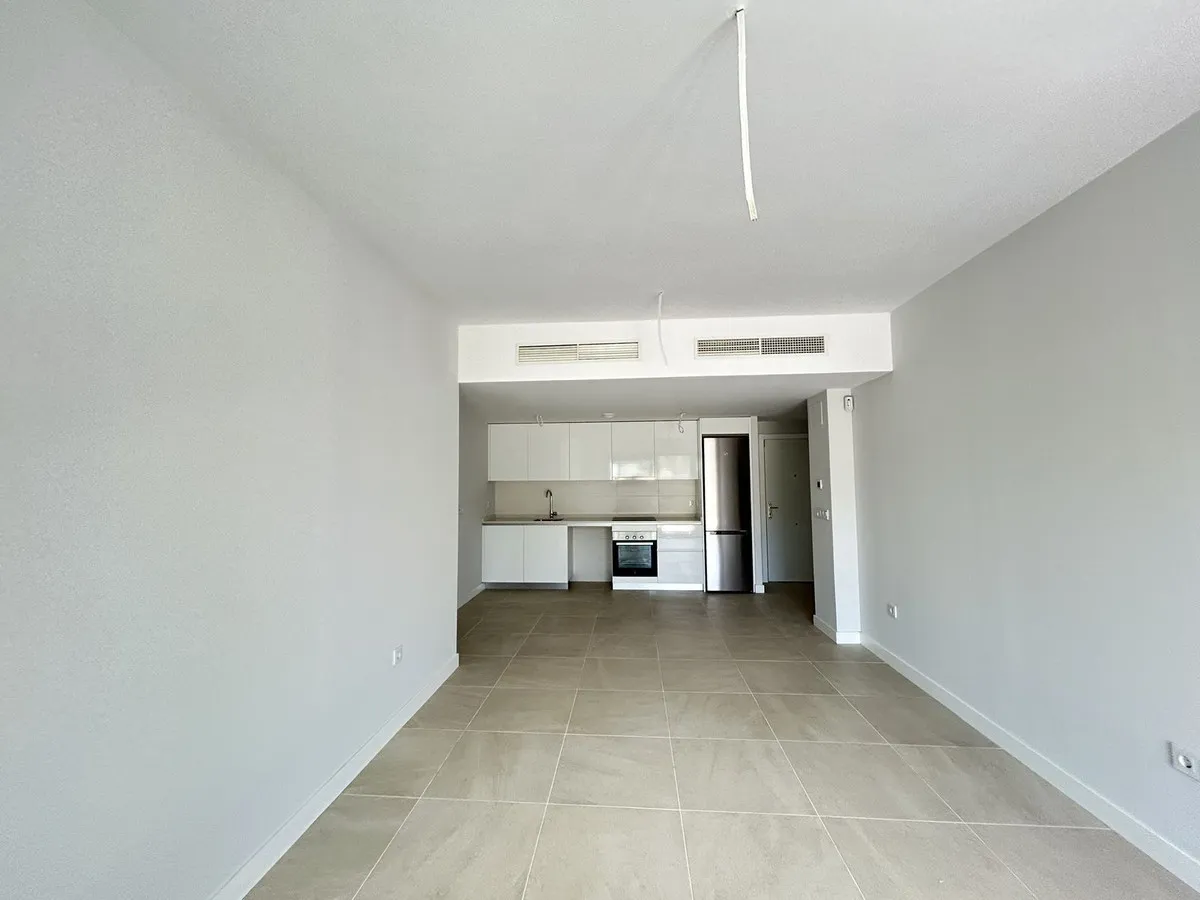 ea04993a-3ed5-4836-865f-7f671fd59afc