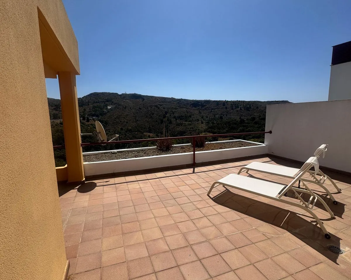 164d880b-a400-45a8-bf45-9971cdea69fb