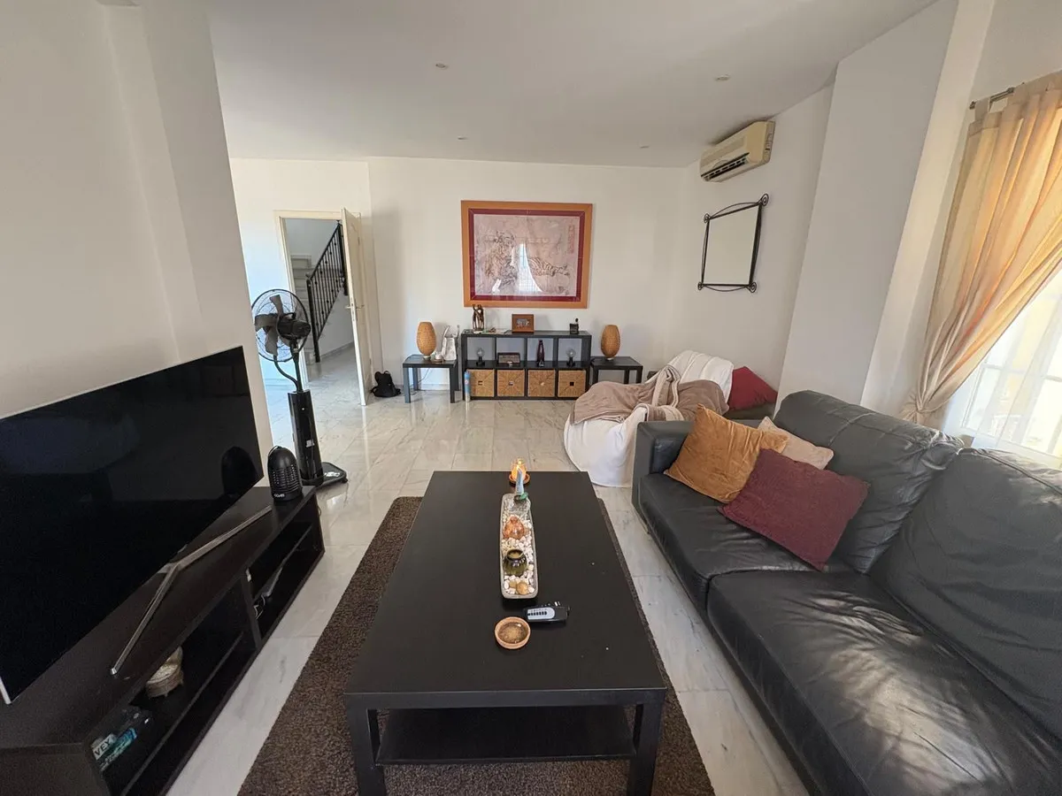 5d413a9f-0b4e-439b-8c3a-b476e37fdf4e