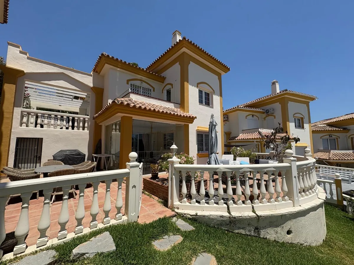 616c7935-e12e-43bf-bb22-95b7ea695161