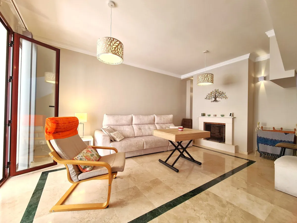 12a74593-d41b-4b88-902c-c0294069ea07