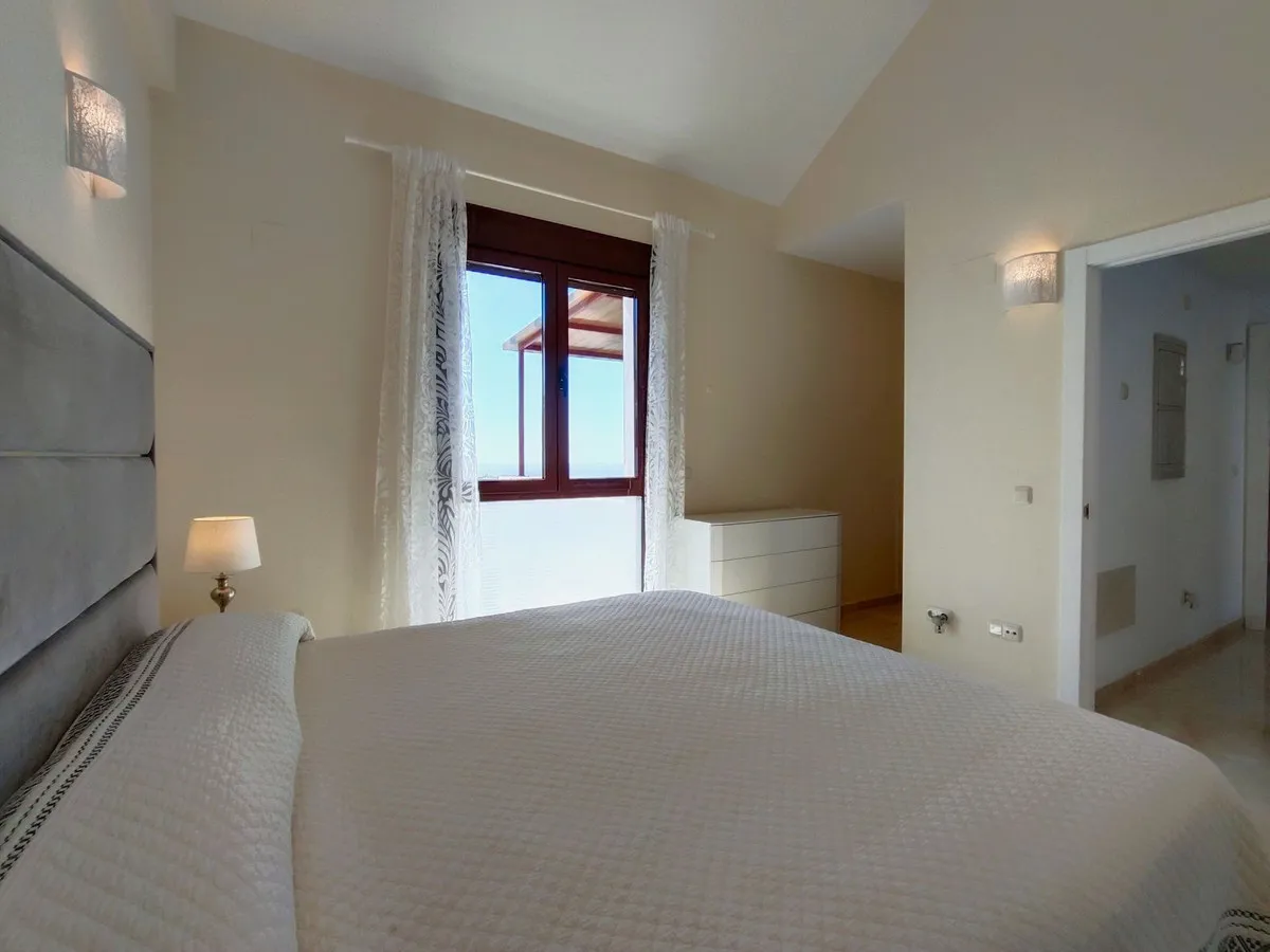 b53dcdc8-6d1d-4dd6-87a6-4316abf8b066