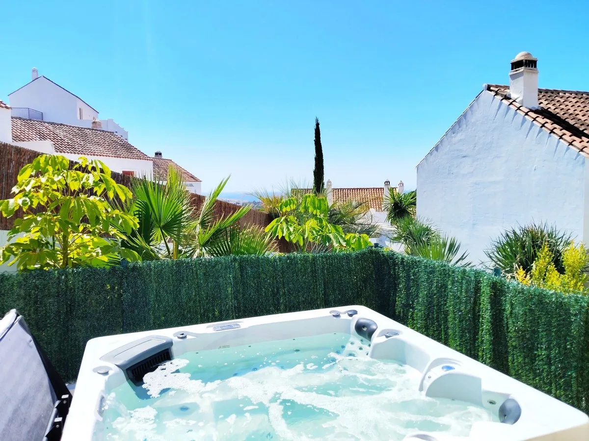 d2677c5f-ef82-4396-9a3b-6150493adc86