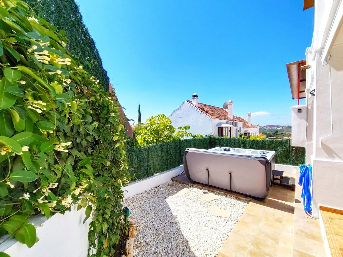 d5c25826-2396-4044-bd19-4497535c3d05