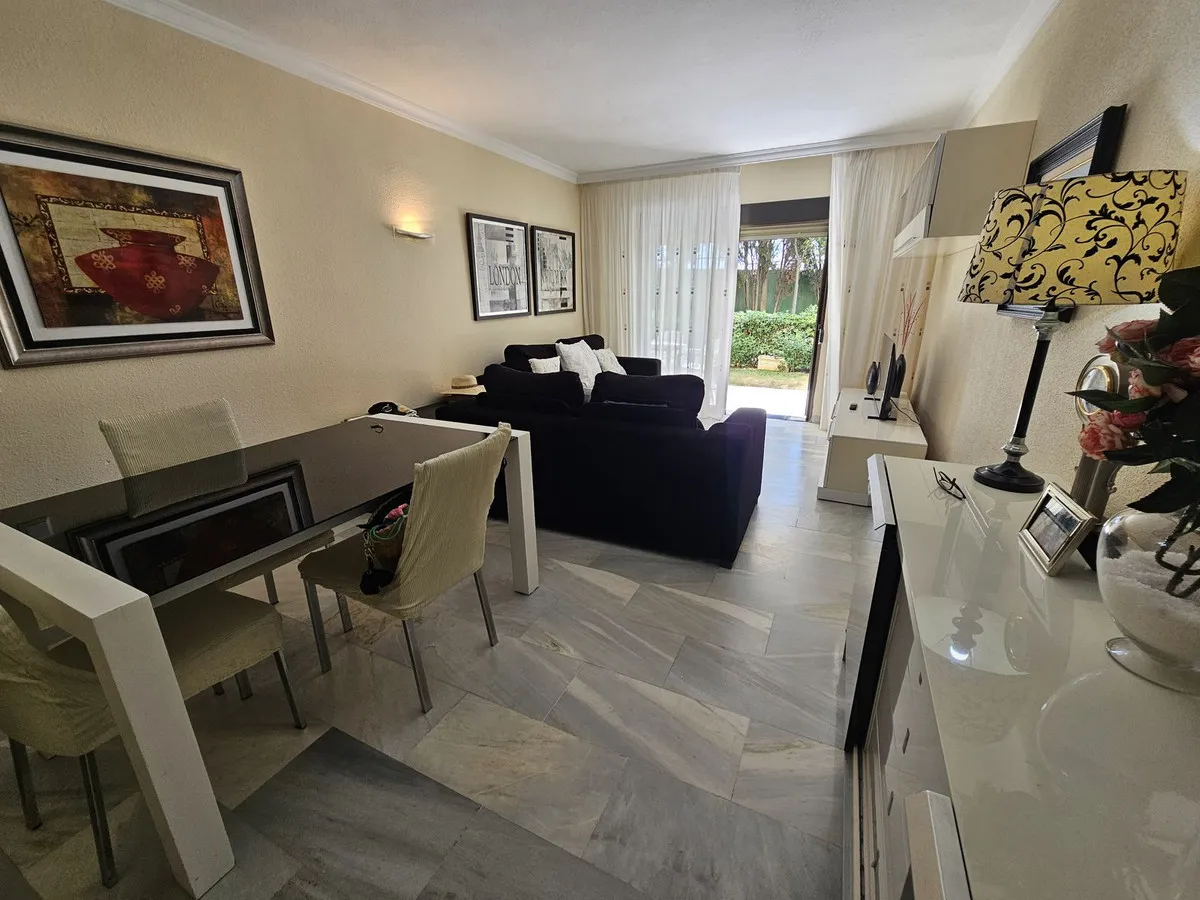 0f6ee857-2ea4-4d5b-bb6e-a50b45158e82