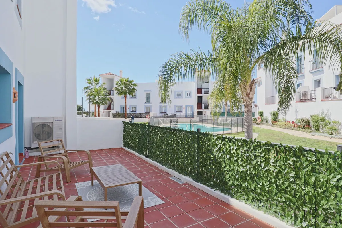 72e01403-86ef-4869-93e1-3c1d35b77e08