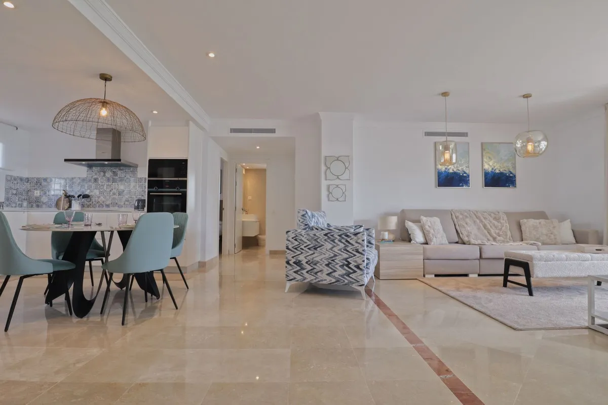 a42396f1-2159-4e1d-9a7f-aaa19d52ae74