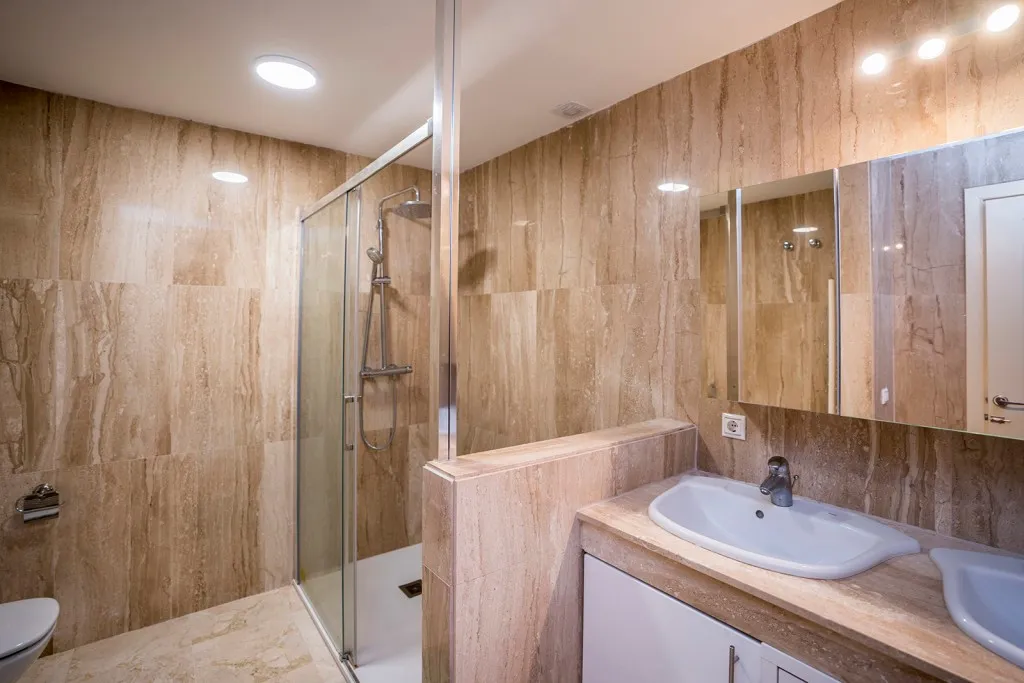 e74ba39c-a6ec-4e0c-b189-1e8619cd944a