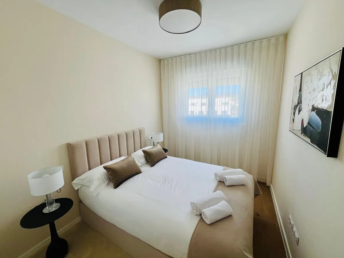 46330172-af2e-40e6-94f0-b0b7b7b0efe9