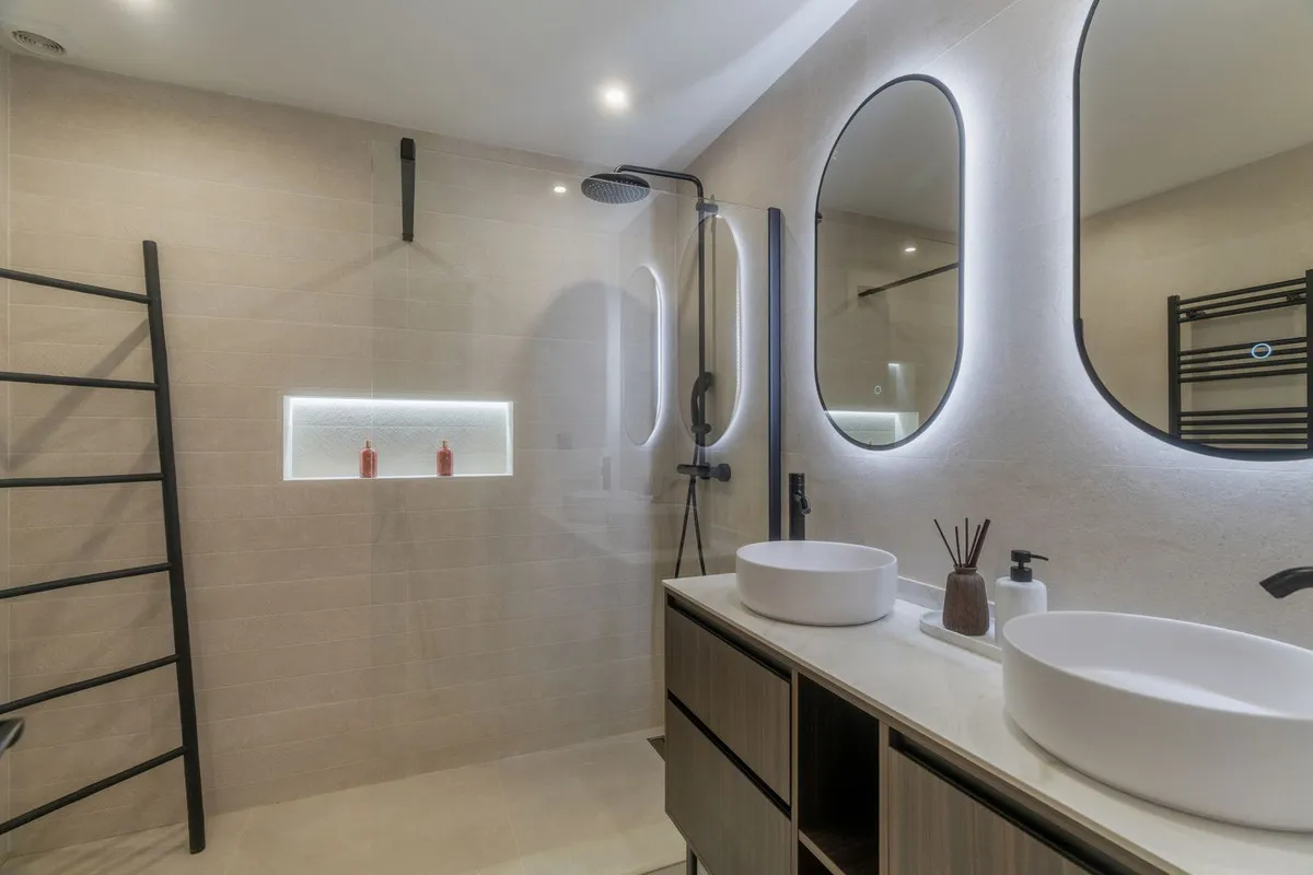 4851f8b6-8a67-4615-99c4-dbed9273d918