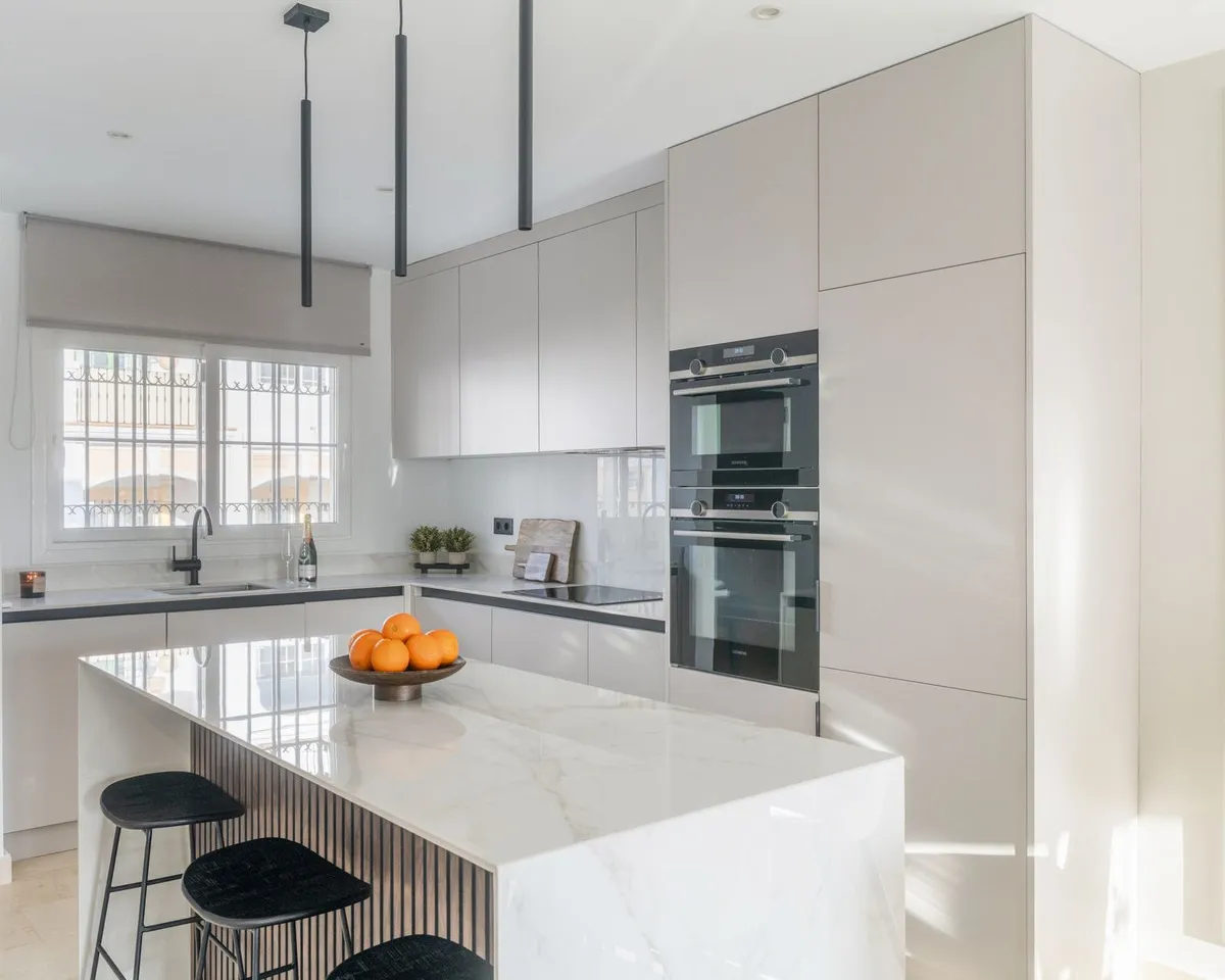 a6202637-4194-4245-924a-31957d32ecce