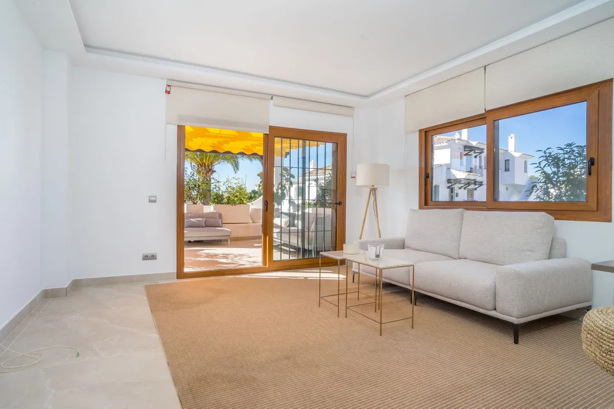 23be9e6d-d2bc-47f8-8521-4e25e50c3162