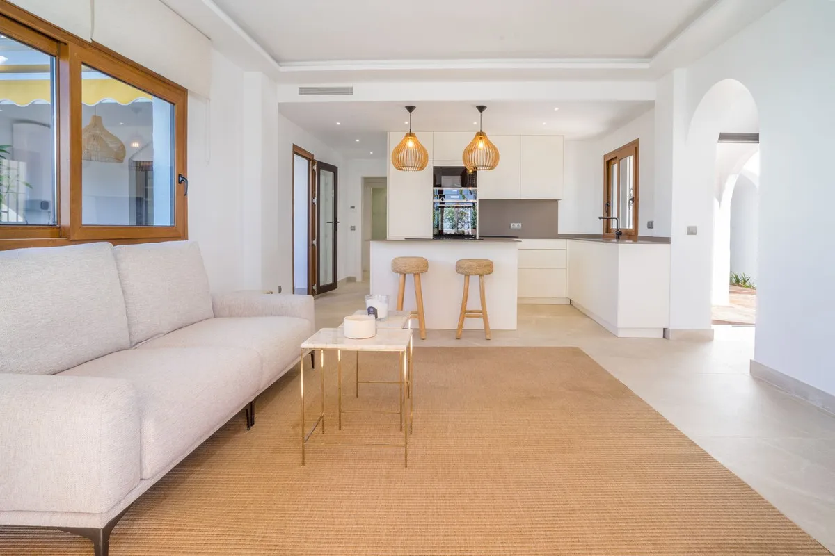 5fa15a86-33b8-4582-bf9d-5303fb287fcf