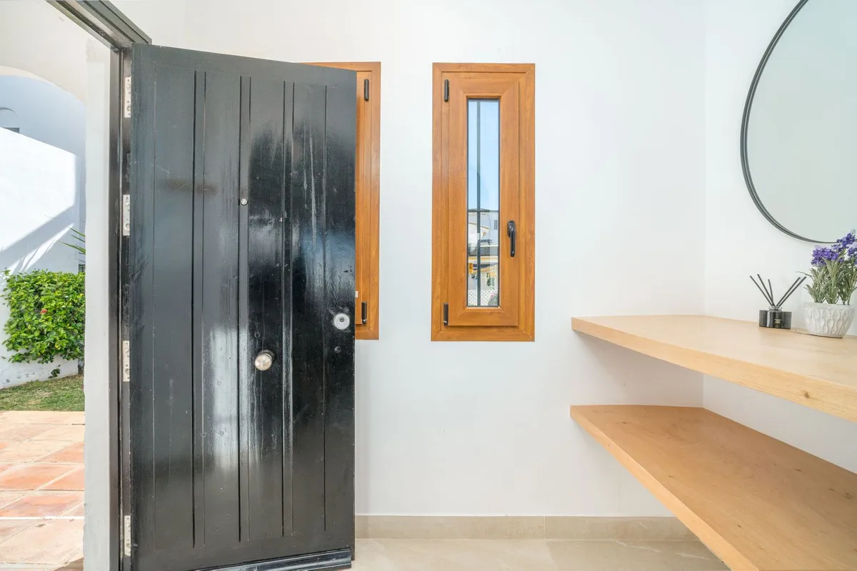 83a3bbab-dda7-430d-aaab-fc2083fb5879