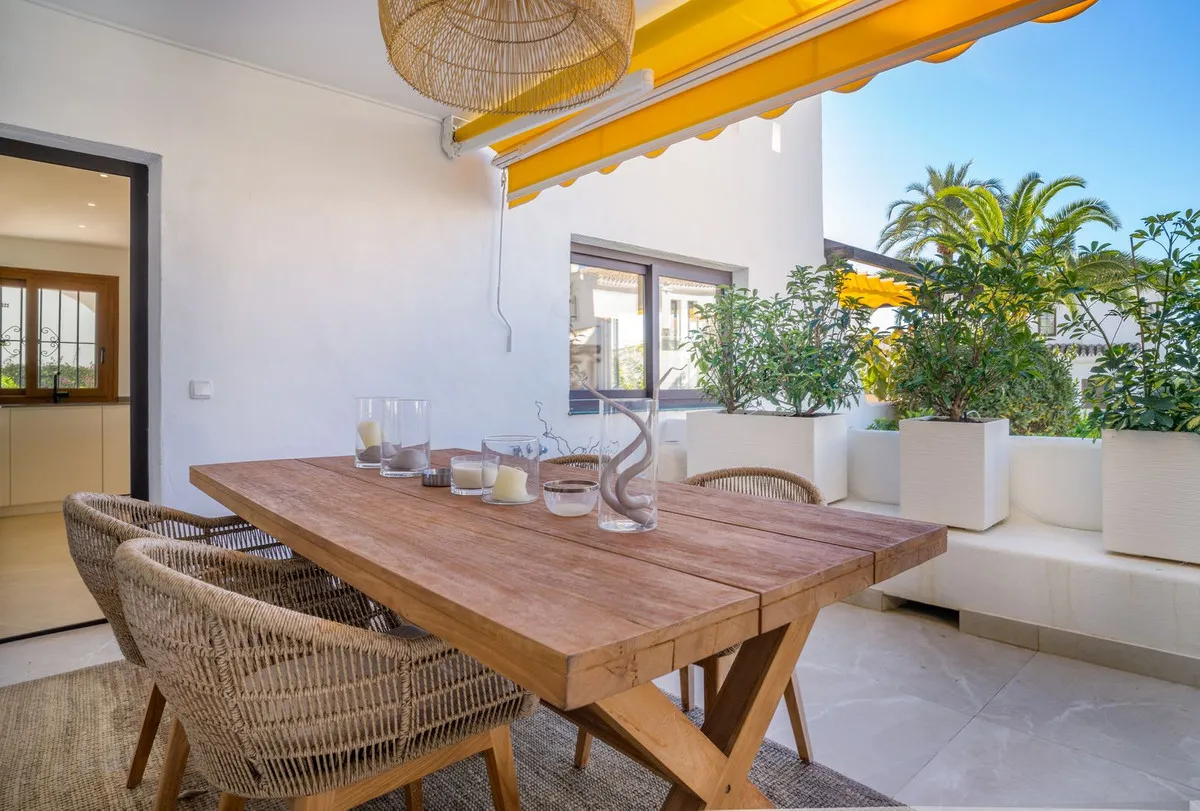 fb35efff-26b1-4f55-b5ec-221f01008b4a