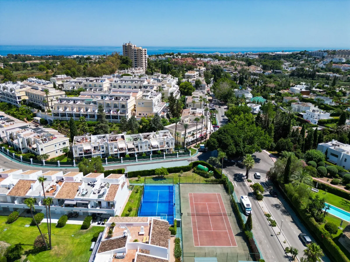 8e01a475-6991-479a-8a5a-3faf0ab21f13