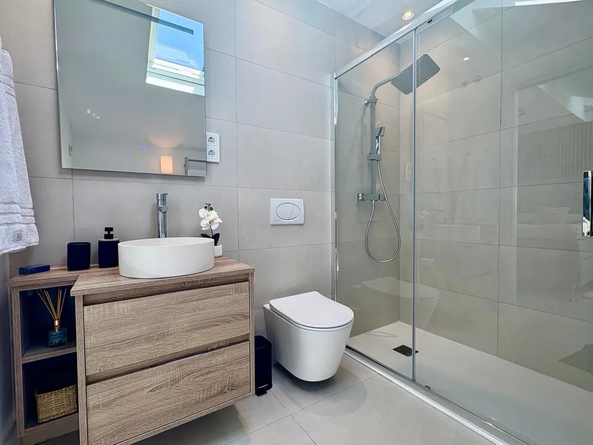 8636b660-56d9-4404-b6d2-e15f002b22b5