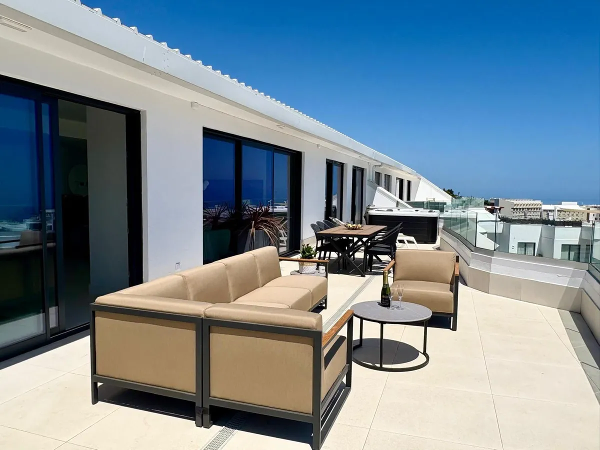 985b40e6-7b14-4875-aa89-39bb0b445632