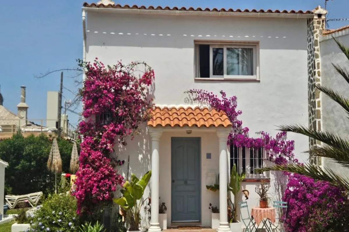 b967b9f1-9f81-4f0e-a226-0f1e255847cb