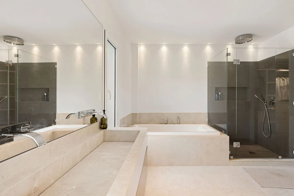 bc55d0fe-7939-425a-abed-406f81d64776