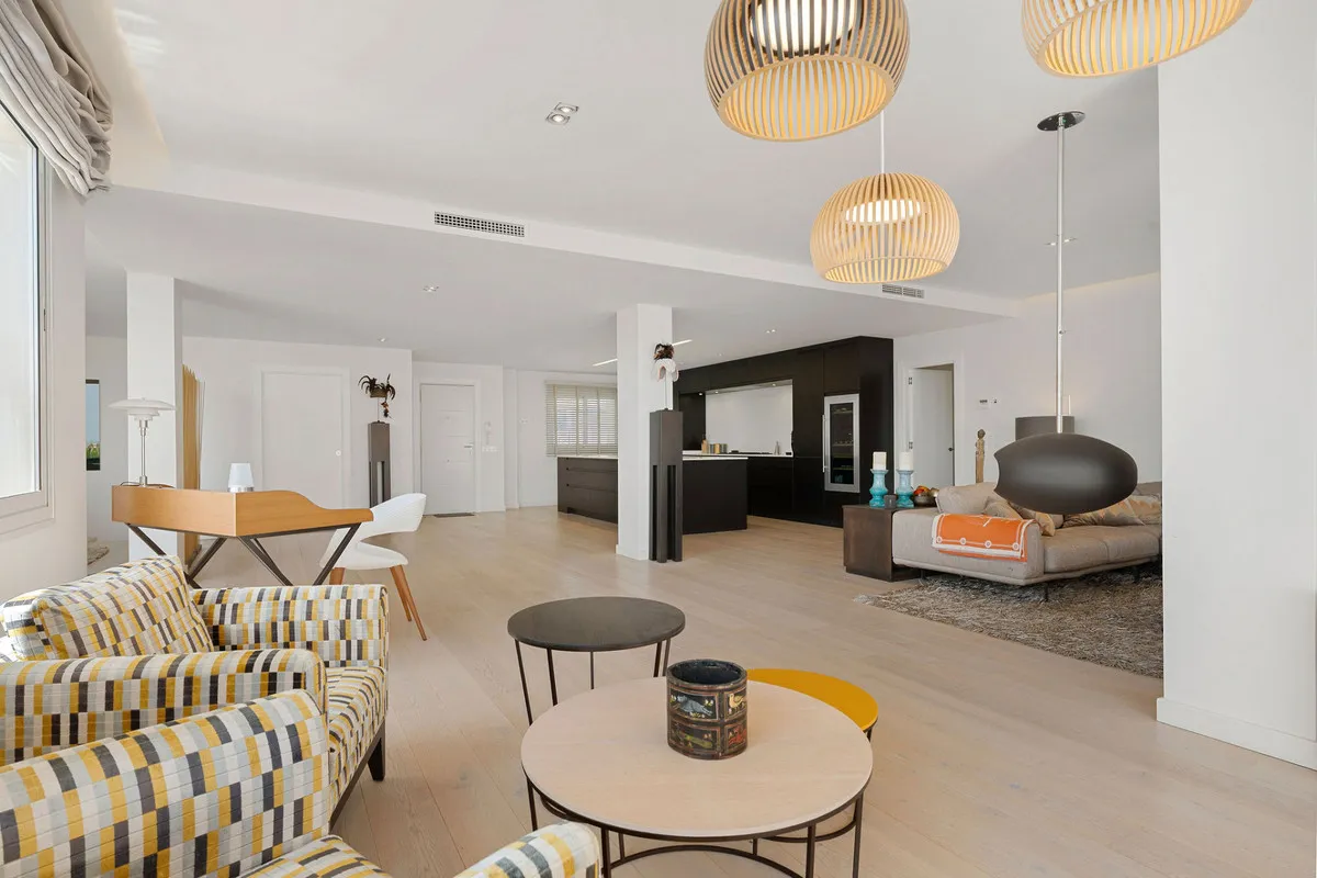 fe3ceb11-0447-4c49-9cba-9e4bdbe08926