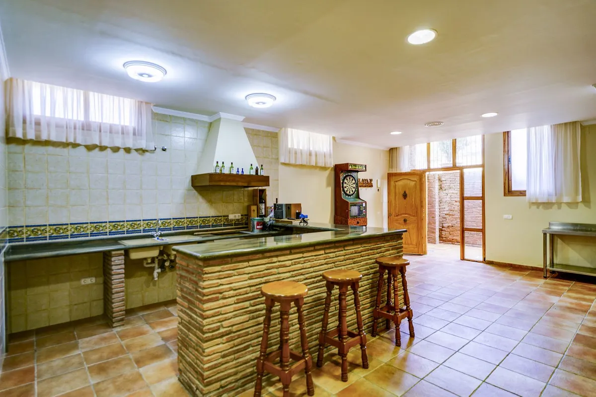 4e662e40-b9d2-4a9e-90c9-74726739c013