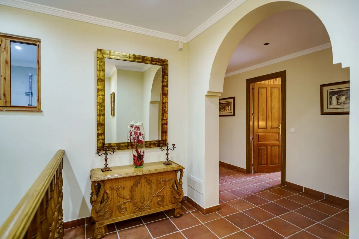 b94bba00-9550-4de5-a2b3-e7ad81ad8754