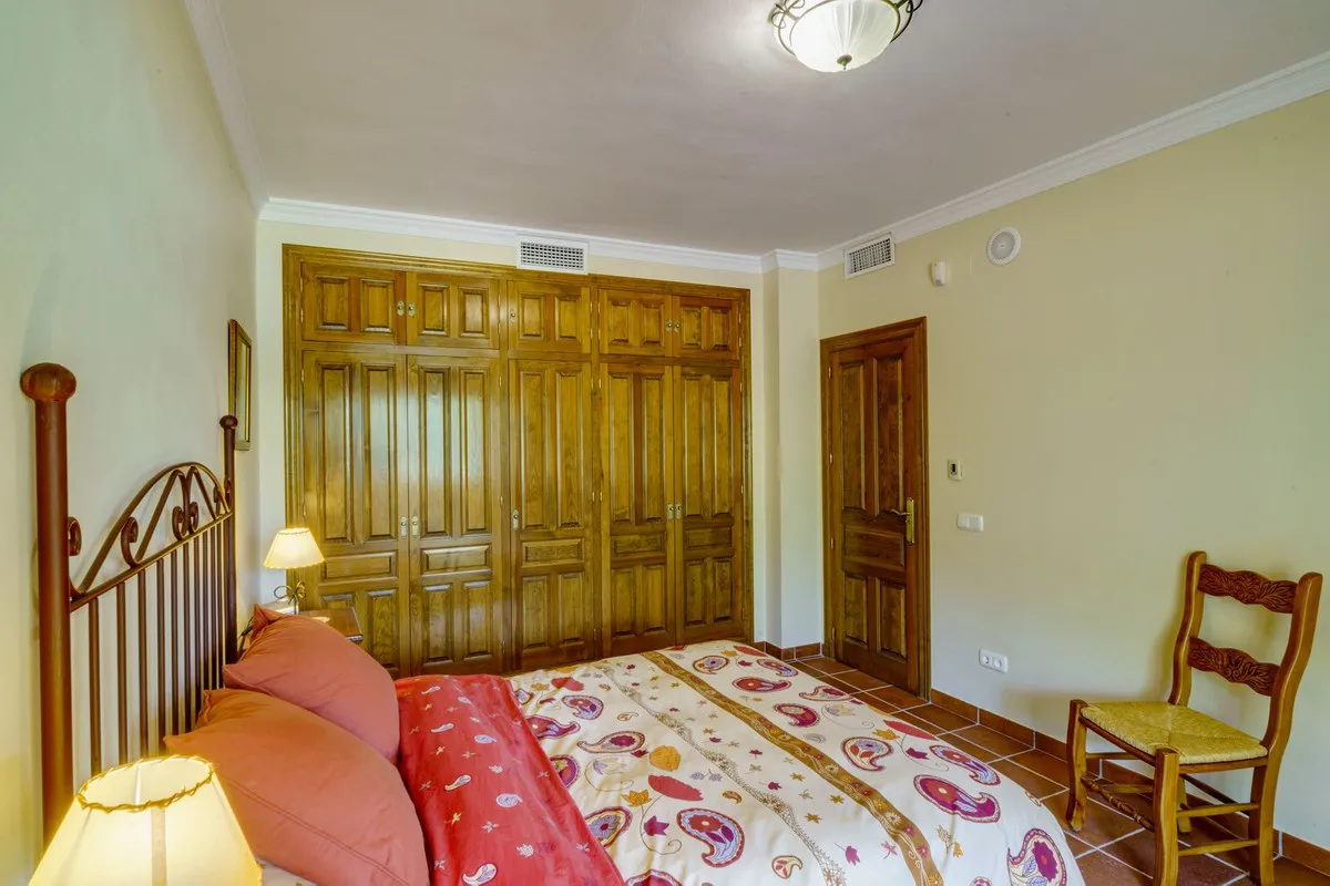 f1c89fe7-6fe5-4eeb-a2ef-2102aa5558e9