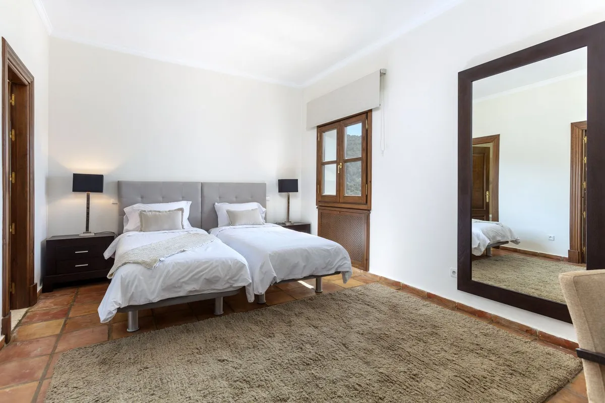 15e2b1e8-17c9-45b6-9010-31eec1478057