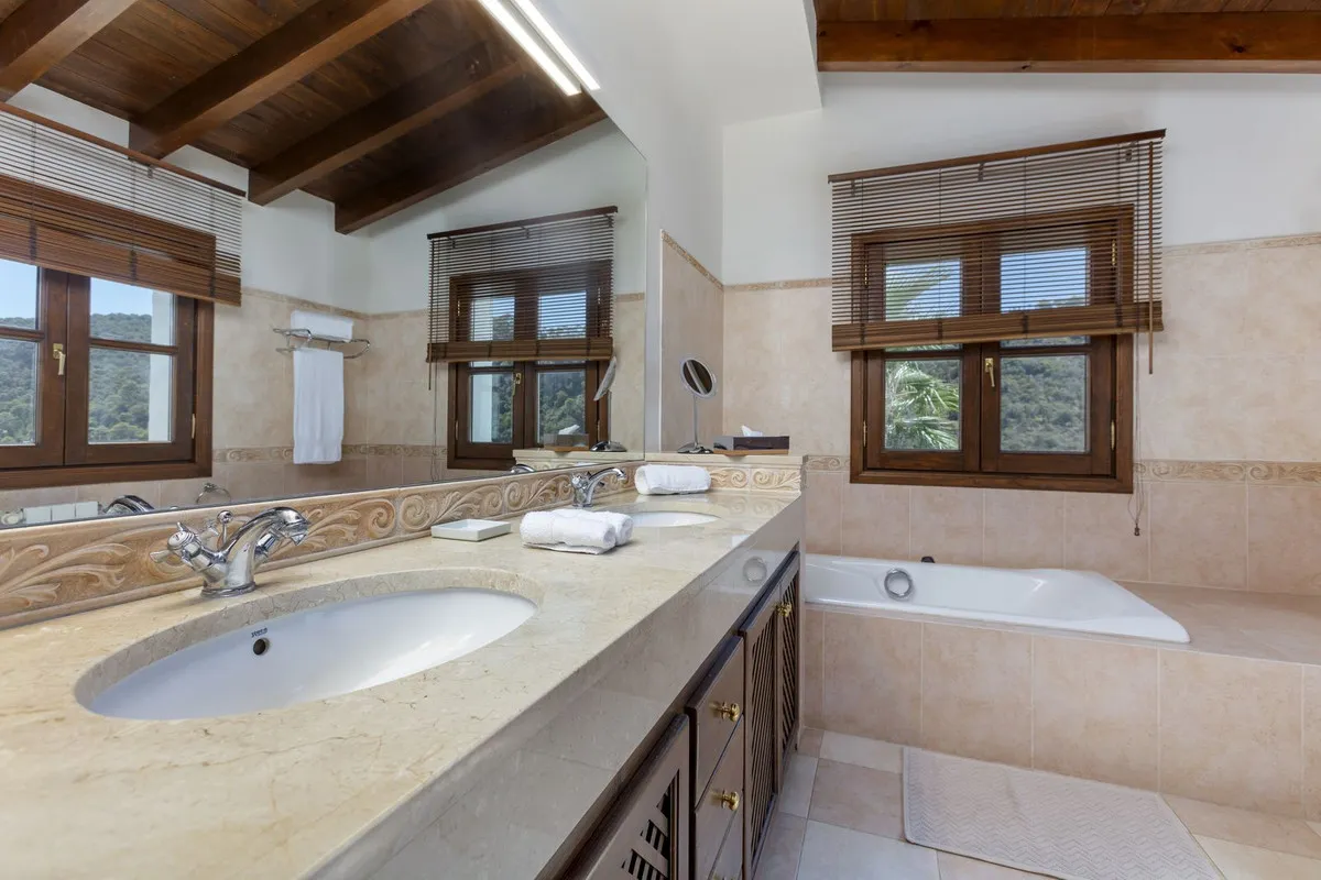 a6f52f99-cf00-4a68-9ac7-dc6a3ba058fe