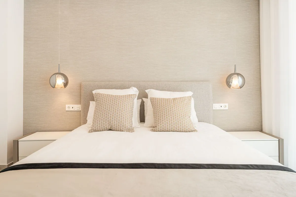 f8c850c0-76b1-4f2f-b75e-9dfc48fca1a2