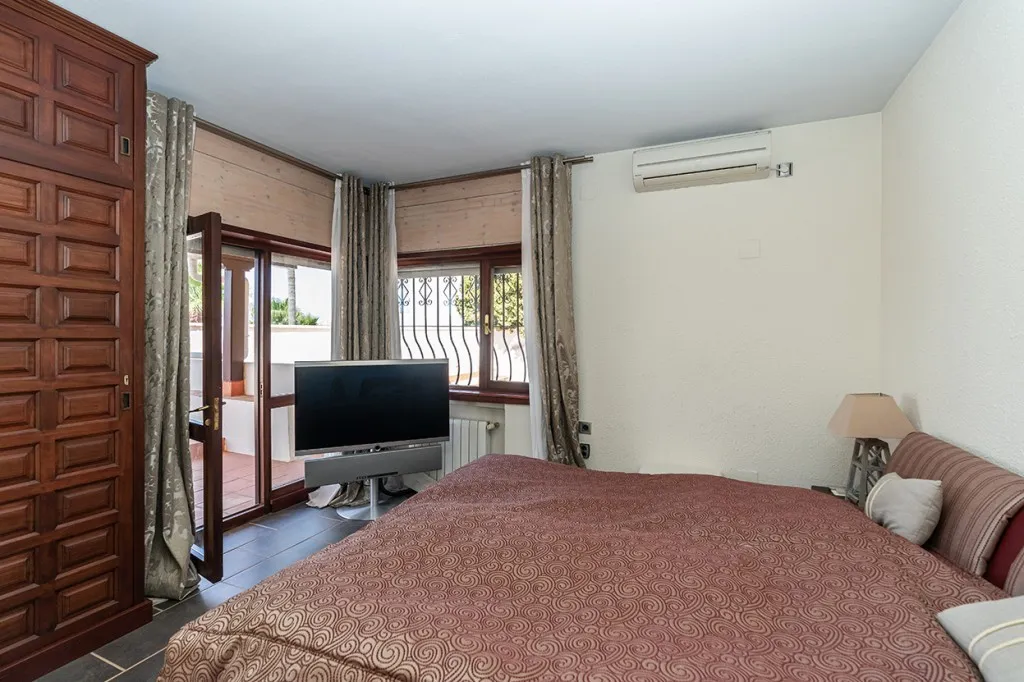 a58192eb-9010-4b1d-b616-c84f41fa1929