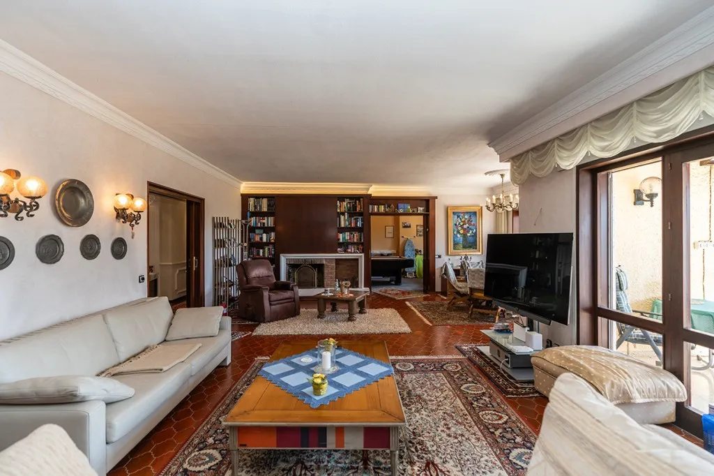 b2868175-d499-4d0a-9aa9-6c677ceb1fb5