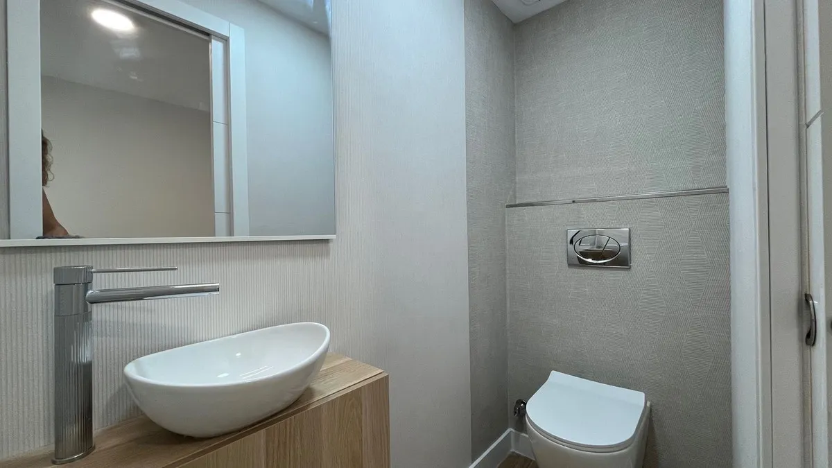 1ea85670-a46c-43b1-80d7-0e8927c63844