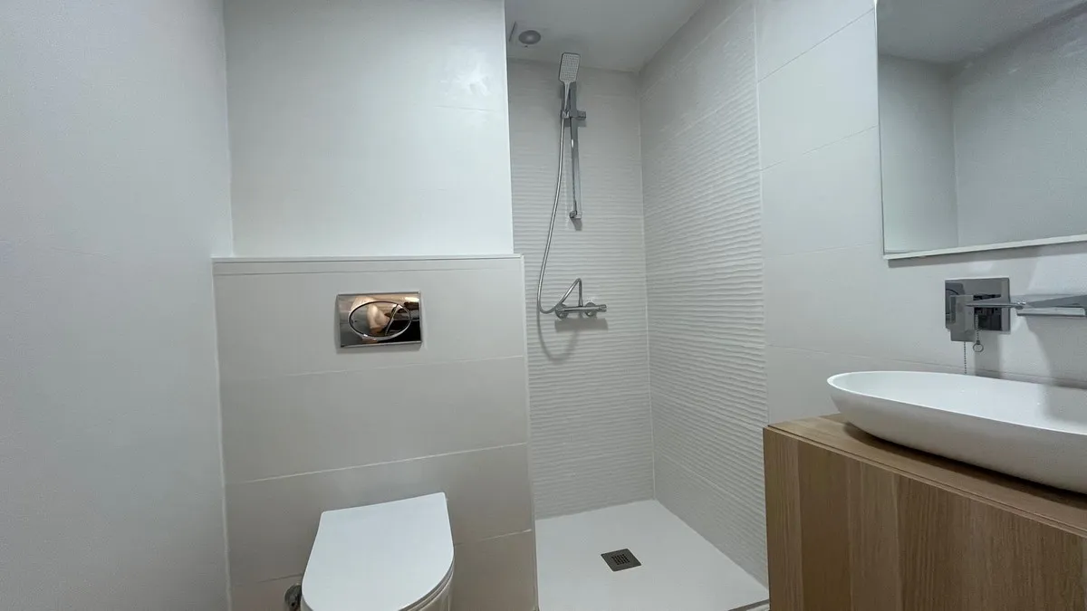 59aac413-c543-4d32-aac6-4c0e15d8c3c4