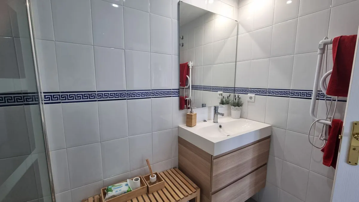 2fd23a7d-0722-459c-af60-b8d64950c5e6